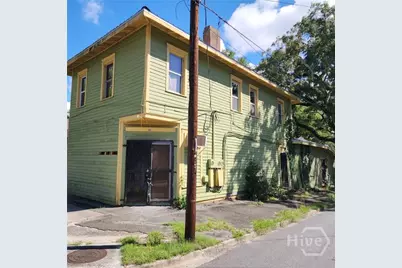 651 W 41st Street W, Savannah, GA 31415 - Photo 1