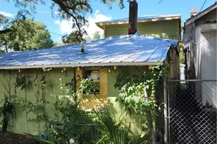 651 W 41st Street W, Savannah, GA 31415 - Photo 7