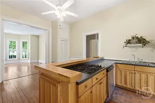 411 E Huntingdon St, Savannah, GA 31401 - Photo 5