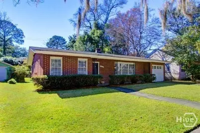 21 Columbus Drive, Savannah, GA 31405 - Photo 1