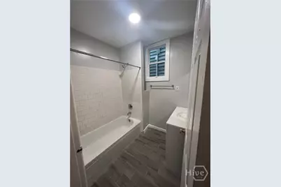 407 E Duffy Street, Savannah, GA 31401 - Photo 7