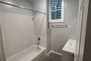 407 E Duffy St, Savannah, GA 31401 - Photo 7