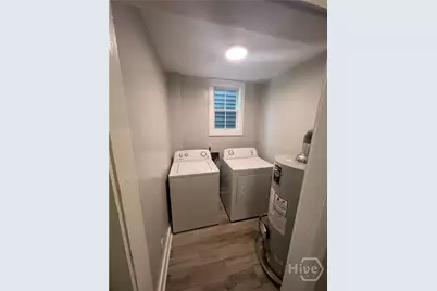 407 E Duffy Street, Savannah, GA 31401 - Photo 11