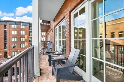 165 W Bay Street #402, Savannah, GA 31401 - Photo 3