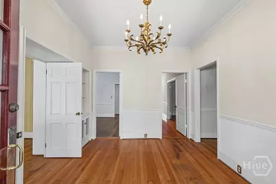 137 E 53rd Street, Savannah, GA 31405 - Photo 3