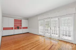 137 E 53rd St, Savannah, GA 31405 - Photo 17