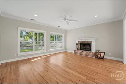 415 E 58th Street, Savannah, GA 31405 - Photo 11
