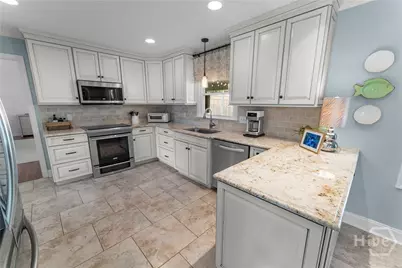 8615 Kent Drive, Savannah, GA 31406 - Photo 15