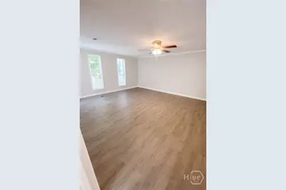 1611 E Henry Street #B, Savannah, GA 31404 - Photo 5