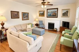 410 E 56th St, Savannah, GA 31405 - Photo 3