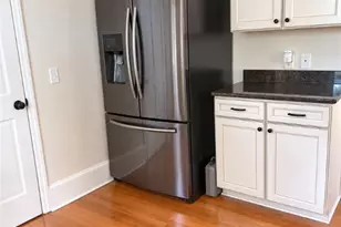 410 E 56th St, Savannah, GA 31405 - Photo 7