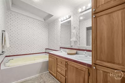 1241 Minton Road NE, Townsend, GA 31331 - Photo 15