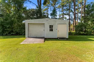 302 Chevis Rd, Savannah, GA 31419 - Photo 27