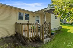 302 Chevis Rd, Savannah, GA 31419 - Photo 3