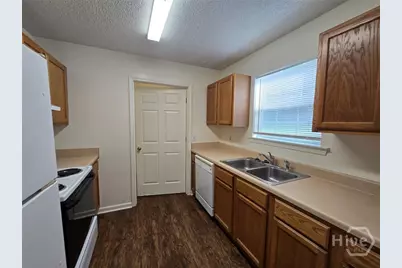 9842 Whitfield Avenue #A, Savannah, GA 31406 - Photo 5