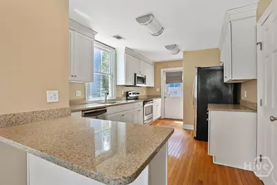 107 W 31st Lane, Savannah, GA 31401 - Photo 9