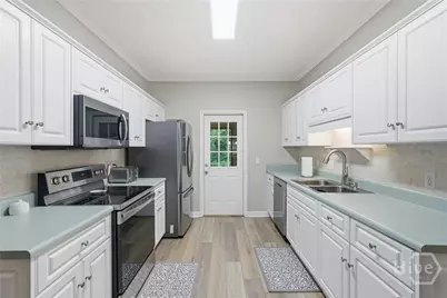 19 Chaintree Drive #Furnished, Savannah, GA 31419 - Photo 9