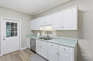 19 Chaintree Dr, Savannah, GA 31419 - Photo 11