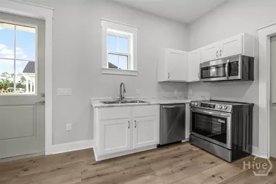 272 Ledford Street, Pembroke, GA 31321 - Photo 7