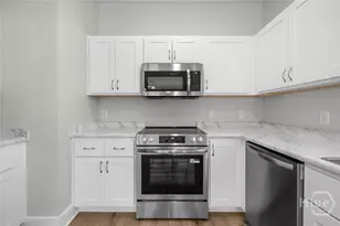 256 Ledford St, Pembroke, GA 31321 - Photo 7