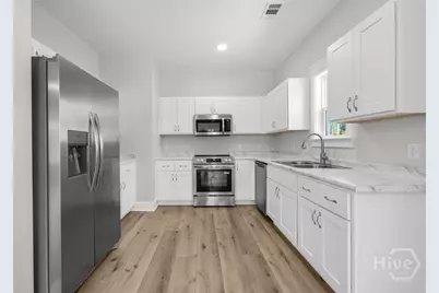 256 Ledford Street, Pembroke, GA 31321 - Photo 5