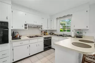 9231 Garland Dr, Savannah, GA 31406 - Photo 15