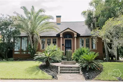 211 E 51st Street, Savannah, GA 31405 - Photo 1