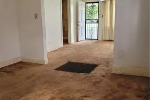 801 W 47th St, Savannah, GA 31405 - Photo 9