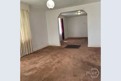 801 W 47th Street, Savannah, GA 31405 - Photo 5