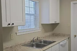 9806 Whitefield Ave, Savannah, GA 31406 - Photo 7