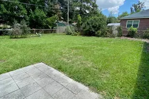 2206 E 41st St, Savannah, GA 31404 - Photo 15
