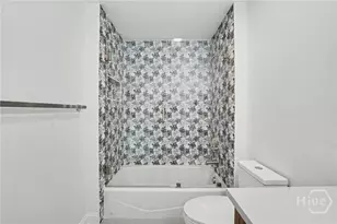 24 Oakcrest Dr E, Savannah, GA 31405 - Photo 55