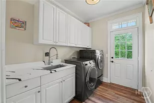 24 Oakcrest Dr E, Savannah, GA 31405 - Photo 29