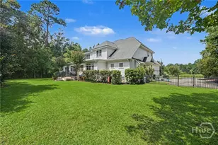 24 Oakcrest Dr E, Savannah, GA 31405 - Photo 69