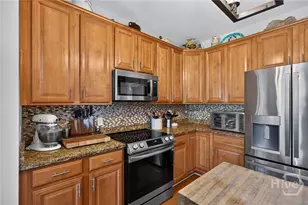 1014 Walthour Rd, Savannah, GA 31410 - Photo 9