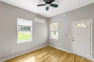 706 W 51st St, Savannah, GA 31405 - Photo 13
