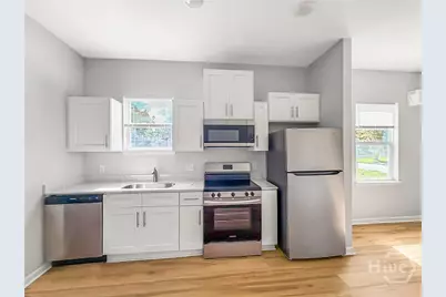 706 W 51st Street, Savannah, GA 31405 - Photo 15