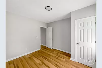 706 W 51st Street, Savannah, GA 31405 - Photo 21