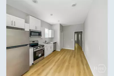 706 W 51st Street, Savannah, GA 31405 - Photo 5