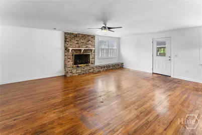 2235 E 41st Street, Savannah, GA 31404 - Photo 15