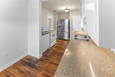2235 E 41st Street, Savannah, GA 31404 - Photo 11