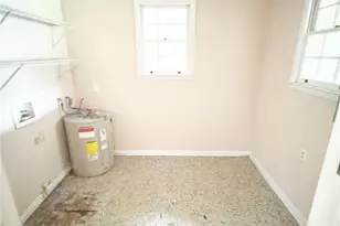 203 Springfield Ave, Guyton, GA 31312 - Photo 5