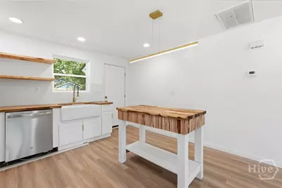 212 Fell Street, Savannah, GA 31415 - Photo 11