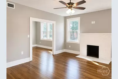 19 W 50th Street, Savannah, GA 31401 - Photo 5