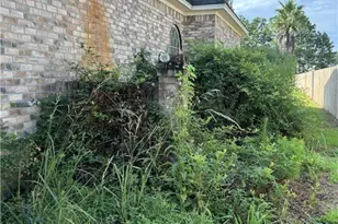 19 Club House Dr, Savannah, GA 31419 - Photo 7