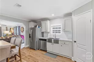 454 Pine Ave, Midway, GA 31320 - Photo 5