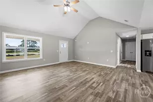 701 Waters St, Glennville, GA 30427 - Photo 9
