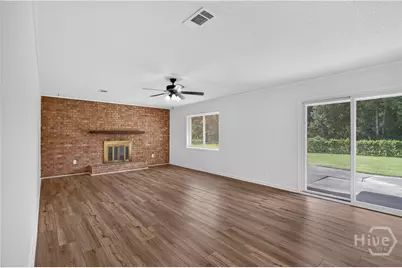 653 Mahoney, Hinesville, GA 31313 - Photo 5