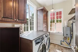 739 E 45th St, Savannah, GA 31405 - Photo 31