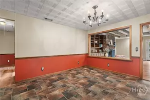 2421 Dolphin Dr, Savannah, GA 31406 - Photo 13